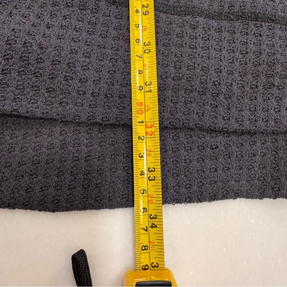 Free People Womens Black Waffle Knit Long Sleeves Thermal Shirt Sz SP NWT - Picture 8 of 10